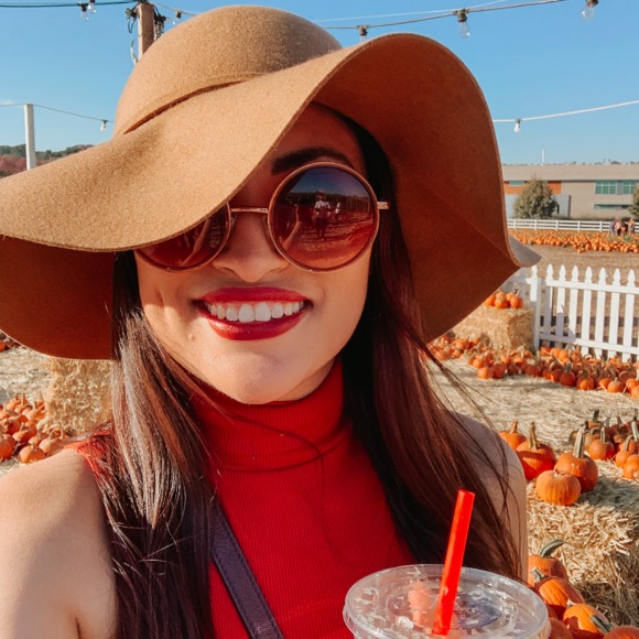 Meet your Posher, Cindy - Picture 1 of 1